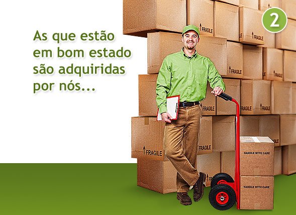 Caixa de papelão em bom estado